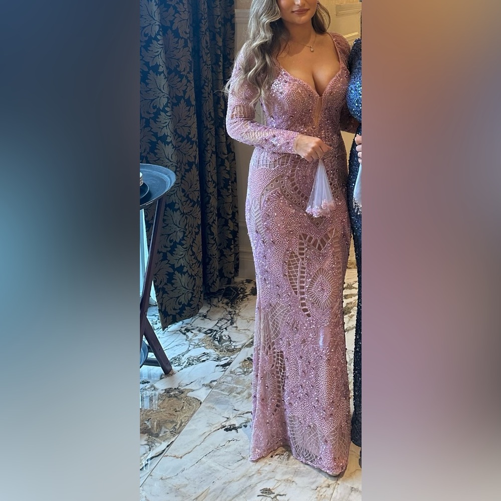 Beaded Lavender Evening gown Lilac - Picture 3 of 14